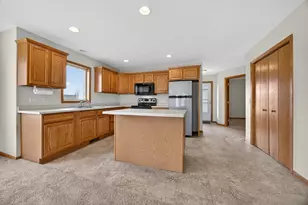 723 14th St E, Wabasha, MN 55981 - Photo 5