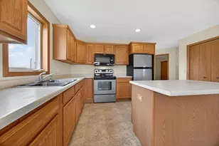 723 14th St E, Wabasha, MN 55981 - Photo 7