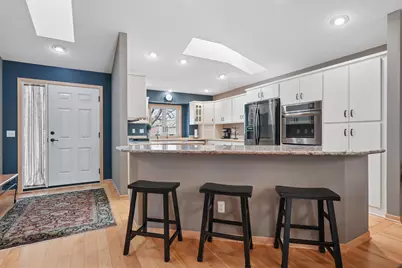 5125 Stoney Bridge Court, Minnetonka, MN 55345 - Photo 3