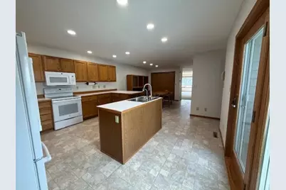 650 12th Street, Windom, MN 56101 - Photo 3