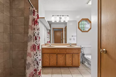 14132 Heywood Path, Apple Valley, MN 55124 - Photo 13