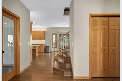 7040 Isleton Avenue S, Cottage Grove, MN 55016 - Photo 5