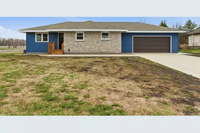 409 4th Avenue SE, Mapleton, MN 56065 - Photo 1