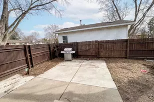 10810 Upton Ave S, Bloomington, MN 55431 - Photo 23