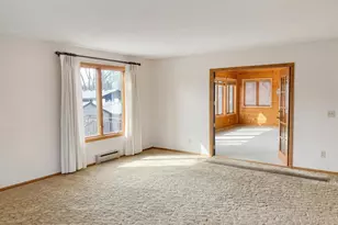 10810 Upton Ave S, Bloomington, MN 55431 - Photo 15