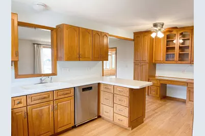 10810 Upton Avenue S, Bloomington, MN 55431 - Photo 5