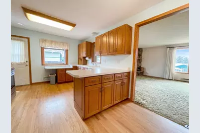 10810 Upton Avenue S, Bloomington, MN 55431 - Photo 7