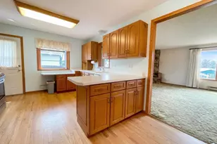 10810 Upton Ave S, Bloomington, MN 55431 - Photo 7