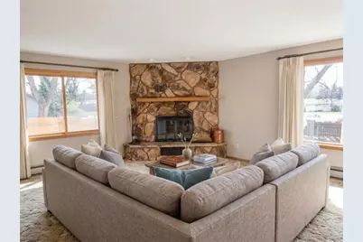 10810 Upton Avenue S, Bloomington, MN 55431 - Photo 13