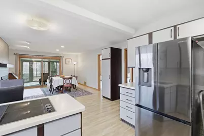 2468 Hamline Avenue N, Roseville, MN 55113 - Photo 17