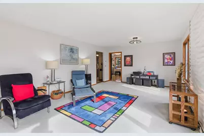 2468 Hamline Avenue N, Roseville, MN 55113 - Photo 9