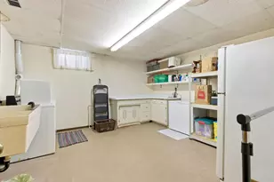 2468 Hamline Ave N, Roseville, MN 55113 - Photo 39