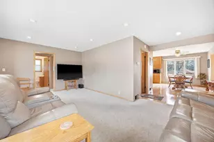 126 Madison Ave N, Lester Prairie, MN 55354 - Photo 11