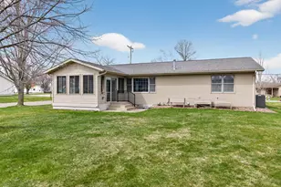 706 12th St E, Wabasha, MN 55981 - Photo 35