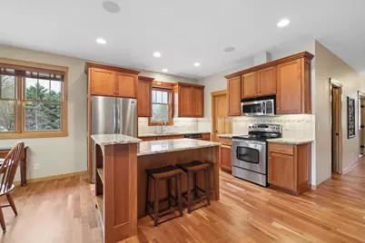 1317 Waters Path, Woodbury, MN 55129 - Photo 5