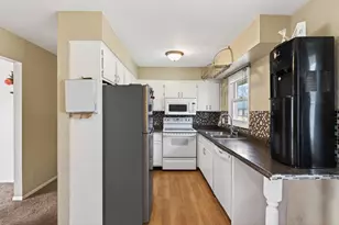 8000 Harkness Rd S, Cottage Grove, MN 55016 - Photo 11