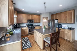 1122 Drew Dr, Woodbury, MN 55129 - Photo 15