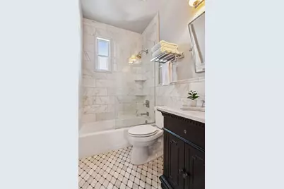 49 Island Avenue W, Minneapolis, MN 55401 - Photo 11