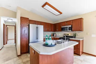 1202 Hawthorn Avenue, Buffalo, MN 55313 - Photo 5