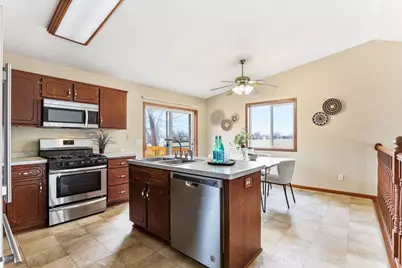 1202 Hawthorn Avenue, Buffalo, MN 55313 - Photo 7