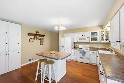 14760 91st Avenue N, Maple Grove, MN 55369 - Photo 9
