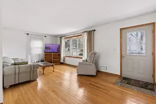 10025 Wentworth Ave S, Bloomington, MN 55420 - Photo 3