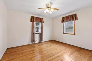 10025 Wentworth Ave S, Bloomington, MN 55420 - Photo 11