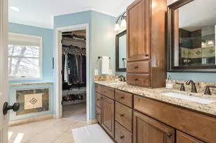 7901 Bristol Rd, Woodbury, MN 55125 - Photo 49