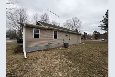 213 E Park Avenue, Luck, WI 54853 - Photo 23