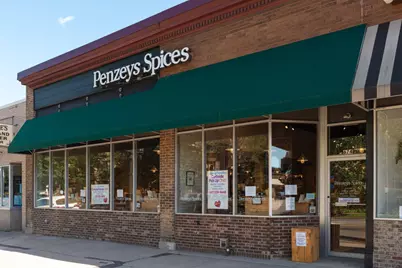 258 Hamline Avenue S, Saint Paul, MN 55105 - Photo 37