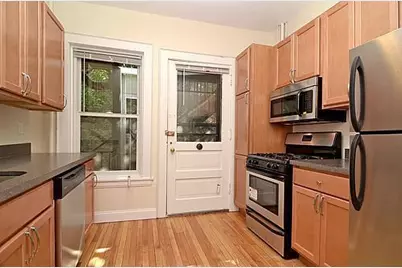 1401 Willow Street #8, Minneapolis, MN 55403 - Photo 7