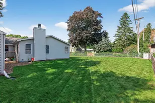 1871 Morgan Ave, Saint Paul, MN 55116 - Photo 5