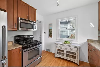 1890 Yorkshire Avenue, Saint Paul, MN 55116 - Photo 15