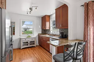 1890 Yorkshire Ave, Saint Paul, MN 55116 - Photo 13