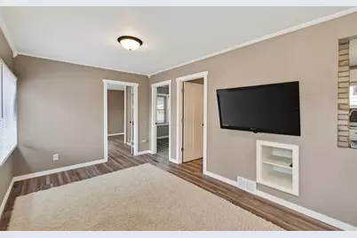 3823 Midland Avenue, White Bear Lake, MN 55110 - Photo 7