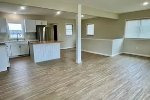 924 Colfax Ave SW, Wadena, MN 56482 - Photo 15