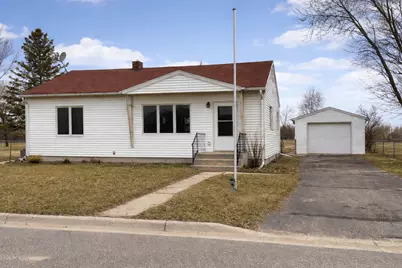 924 Colfax Avenue SW, Wadena, MN 56482 - Photo 1