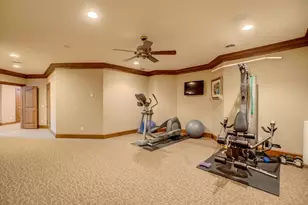 327 Lindsay Rd, Hudson, WI 54016 - Photo 35