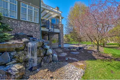 327 Lindsay Road, Hudson, WI 54016 - Photo 41