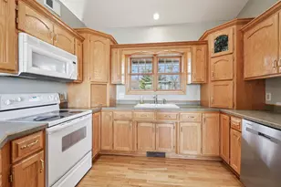 17489 Pleasant Valley Rd, Shafer, MN 55074 - Photo 17