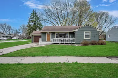 939 S Orient Street, Fairmont, MN 56031 - Photo 1