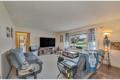 939 S Orient Street, Fairmont, MN 56031 - Photo 9