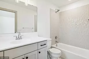 5042 Airlake Draw, Woodbury, MN 55129 - Photo 53