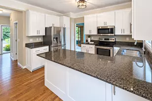 254 Jaspers Cir S, Chaska, MN 55318 - Photo 7
