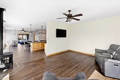 1642 Scenic Hideaway Lane NE, Elysian, MN 56028 - Photo 17