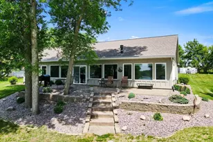 1642 Scenic Hideaway Ln NE, Elysian, MN 56028 - Photo 7