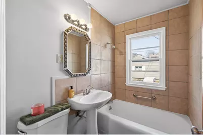 1701 Rose Avenue E, Saint Paul, MN 55106 - Photo 9