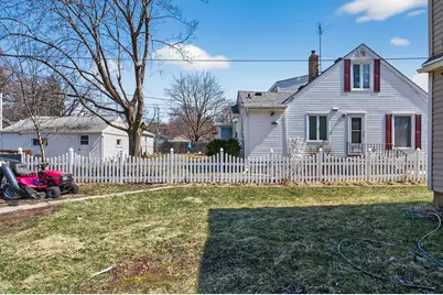 1701 Rose Avenue E, Saint Paul, MN 55106 - Photo 23