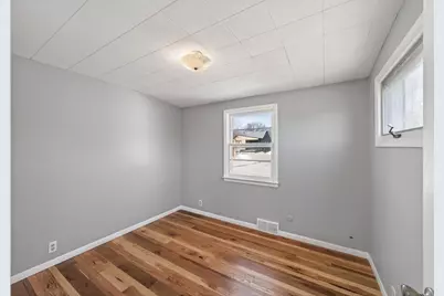 1701 Rose Avenue E, Saint Paul, MN 55106 - Photo 13