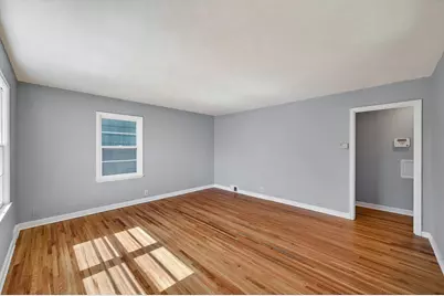 1701 Rose Avenue E, Saint Paul, MN 55106 - Photo 5